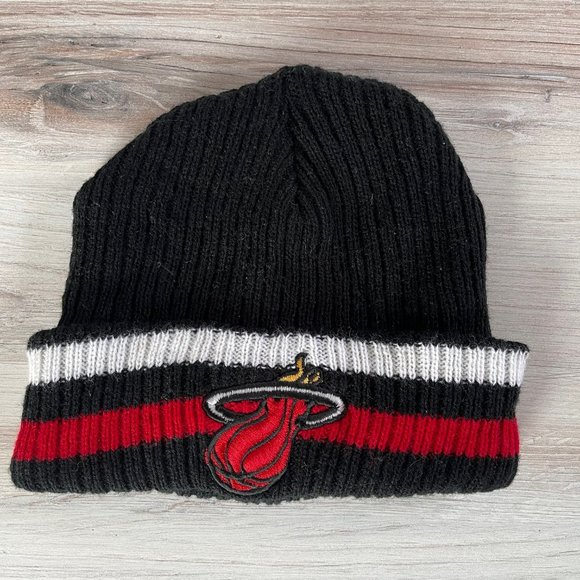 Miami Heat NBA beanie - Picture 1 of 7